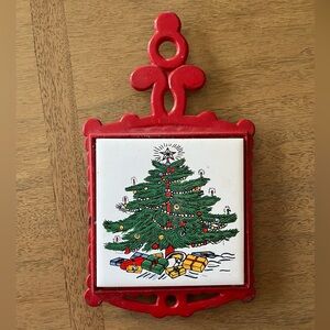 Festive Vintage Holiday Cathay Tile Christmas Tree Cast Iron & Ceramic Trivet